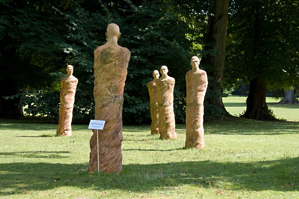Plantentuin Meise belgie plantentuin kasteel van Bouchout Nymphaea nenuphar Waterlelie kas serre plantenkas hdr botanische tuin